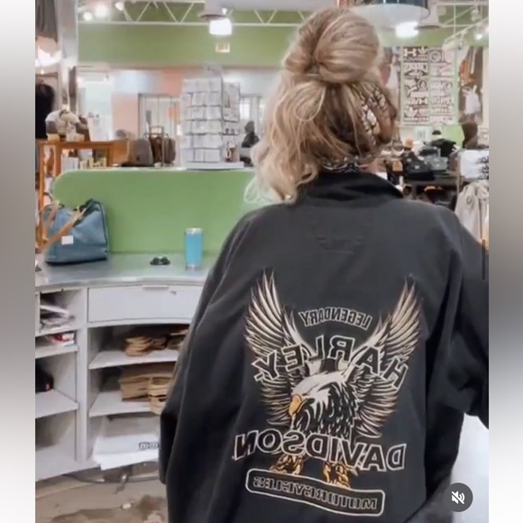 Harley-Davidson Other - Oversize Harley Davidson Embroidered Button Down